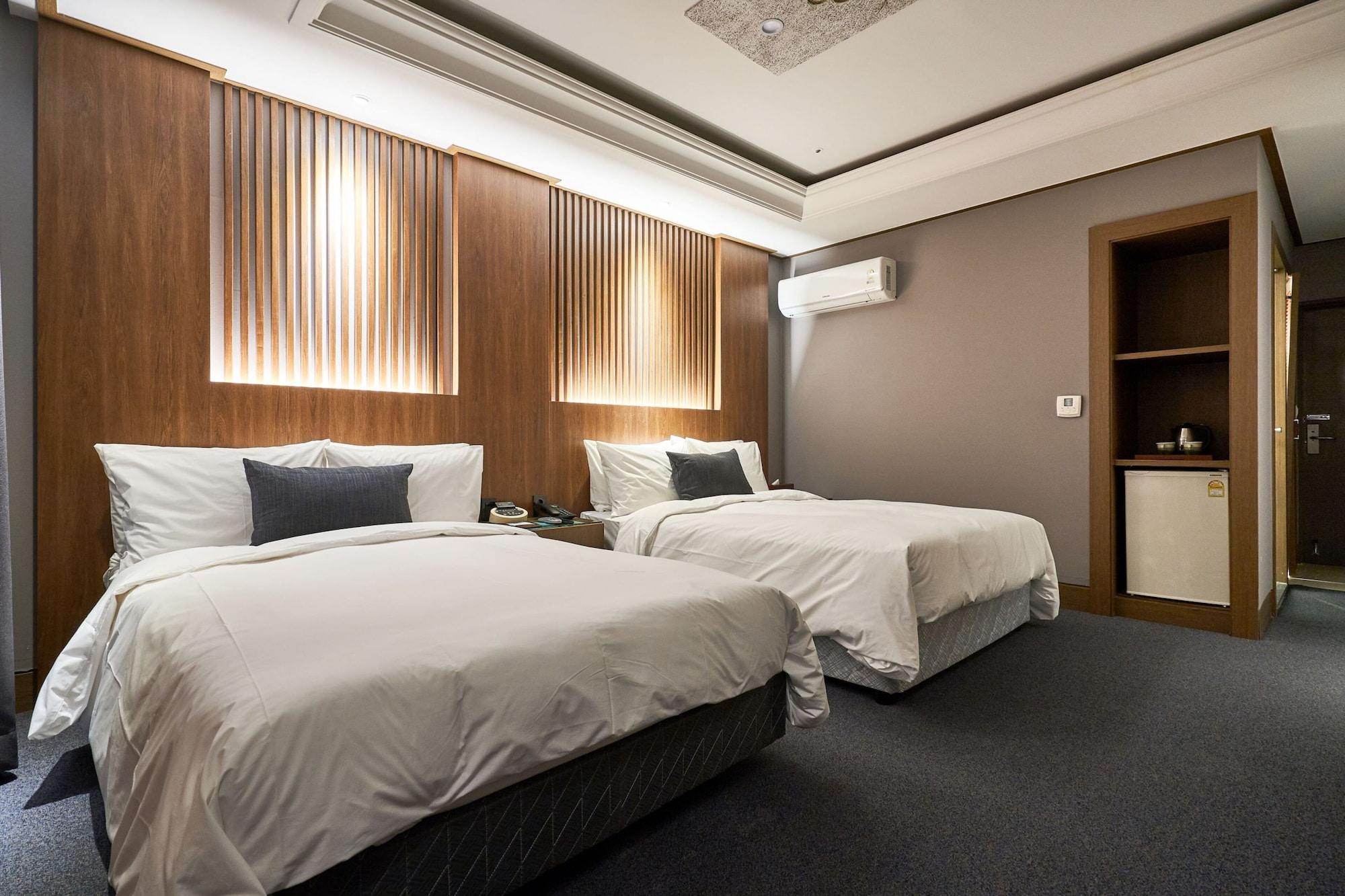 The Koryo Hotel Bucheon Extérieur photo