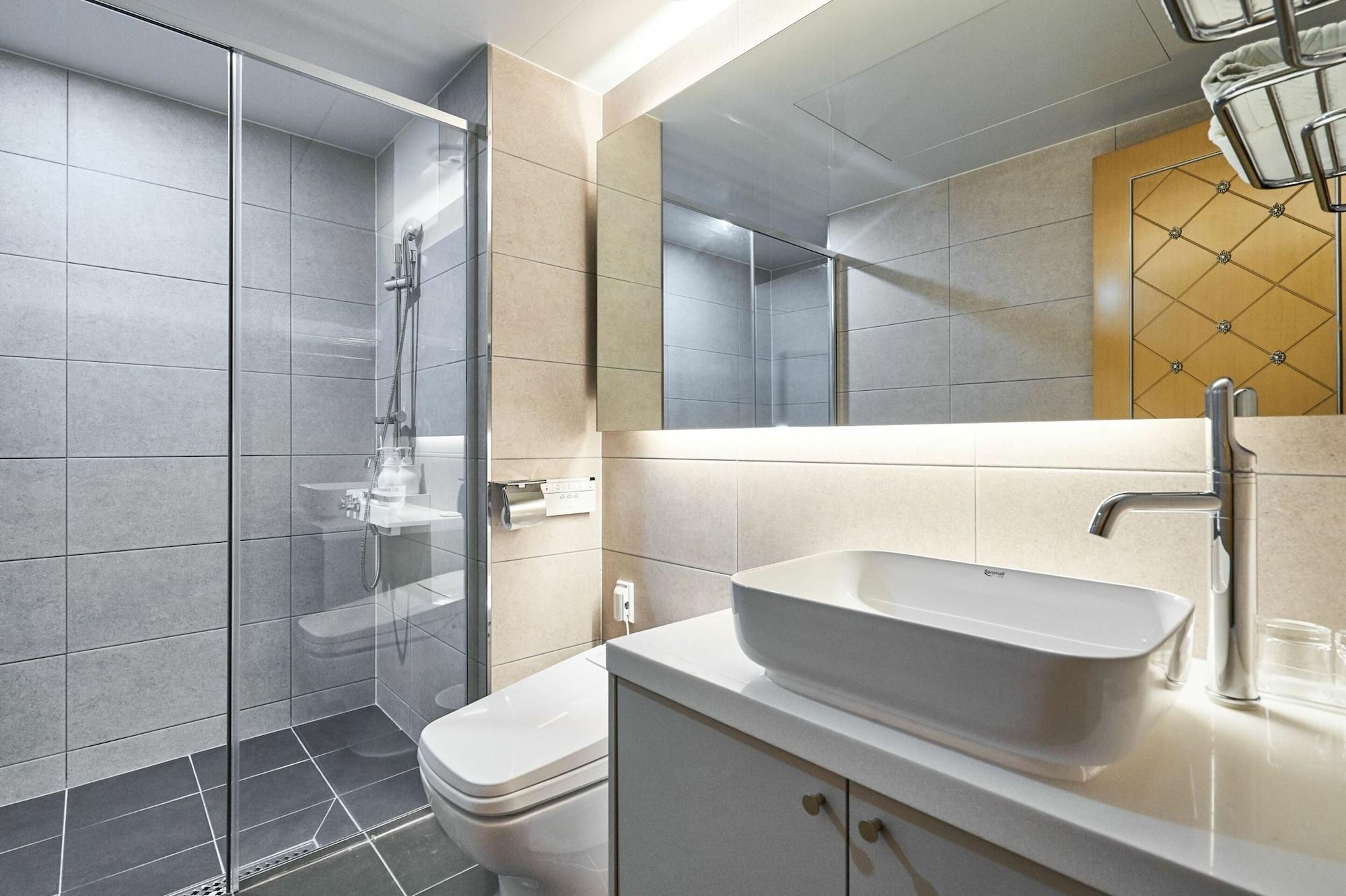 The Koryo Hotel Bucheon Extérieur photo
