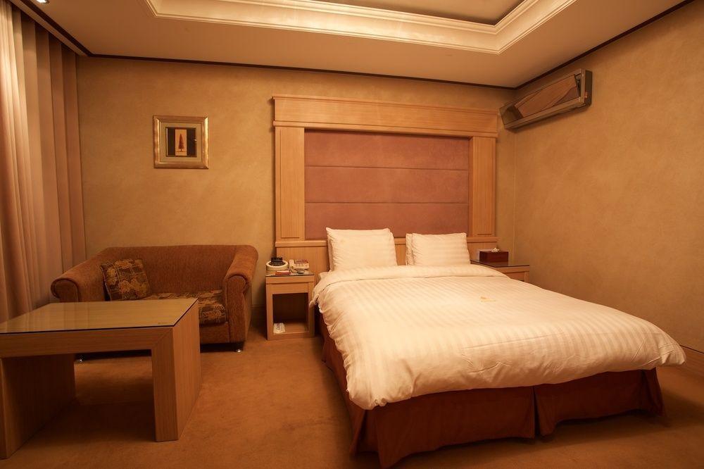 The Koryo Hotel Bucheon Extérieur photo